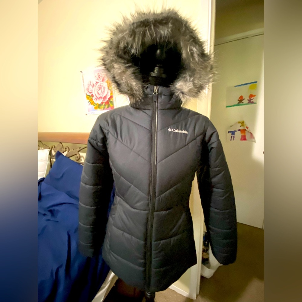Like-new Columbia Puffy Coat